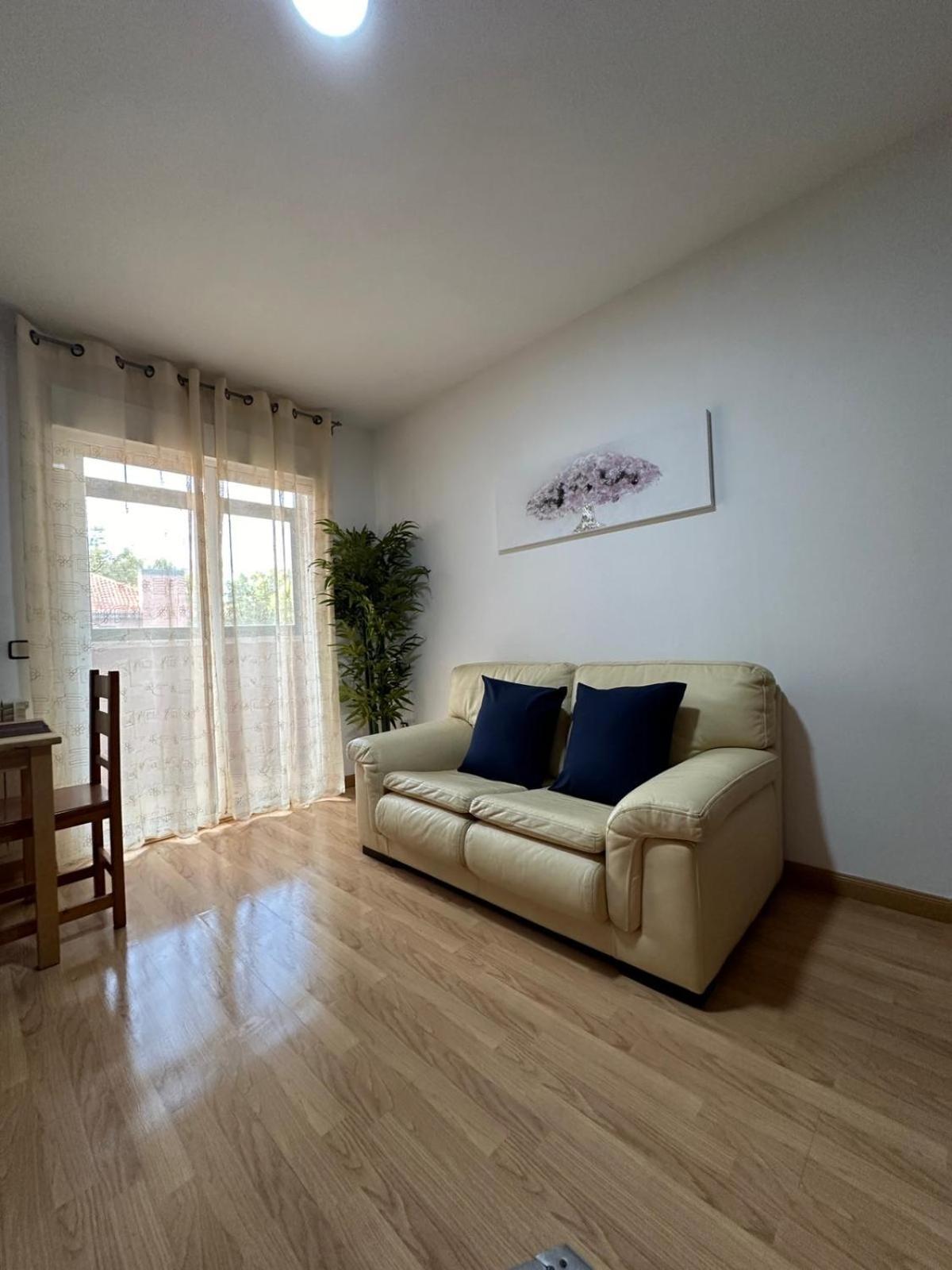 Cruz25 Apartment Alcala de Henares Luaran gambar